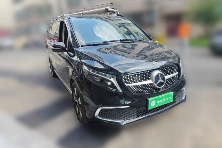 Used Mercedes-Benz V-Class 2022 V 260 L Long Wheelbase Prestige Edition Front Right 45 Deg