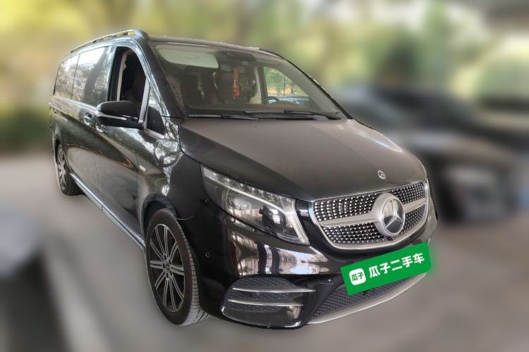 Used Mercedes-Benz V-Class 2022 V 260 L Long-wheelbase Luxury Edition Front Right 45 Deg