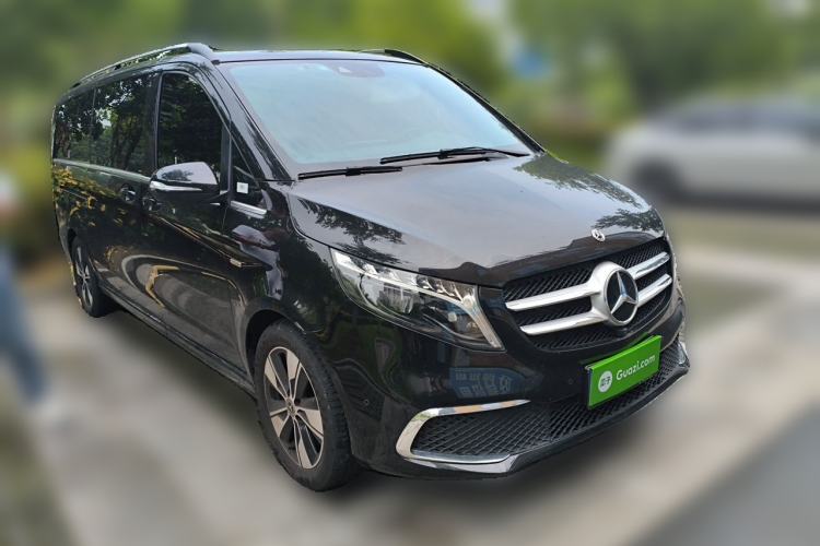 Used Mercedes-Benz V-Class 2022 V 260 L Long Wheelbase Prestige Edition Front Right 45 Deg