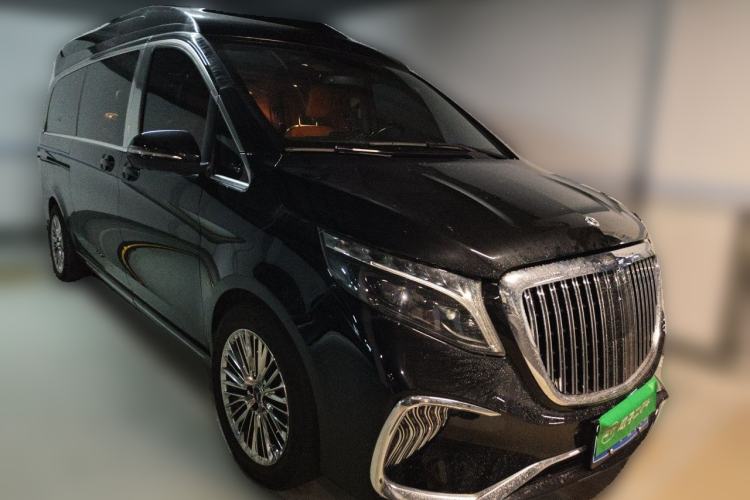 Used Mercedes-Benz V-Class 2022 V 260 L Long Wheelbase Prestige Edition Front Right 45 Deg