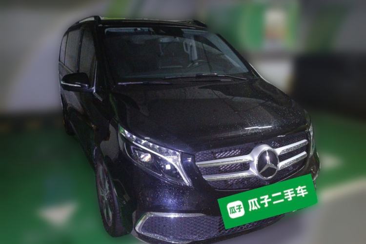 Used Mercedes-Benz V-Class 2022 V 260 Prestige Edition Front Right 45 Deg