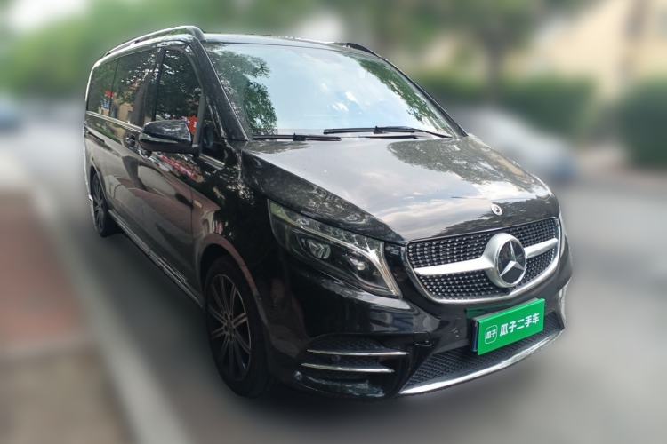 Used Mercedes-Benz V-Class 2022 V 260 L Long-wheelbase Luxury Edition Front Right 45 Deg