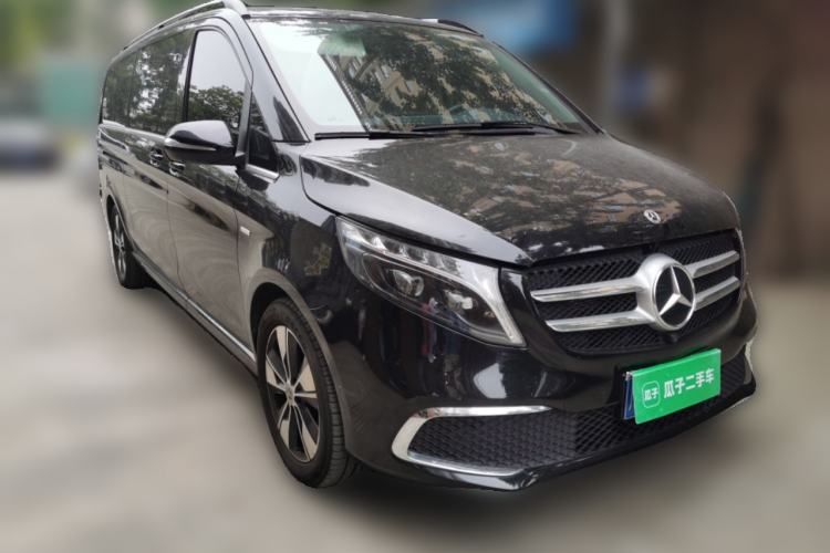 Used Mercedes-Benz V-Class 2022 V 260 L Long Wheelbase Prestige Edition Front Right 45 Deg