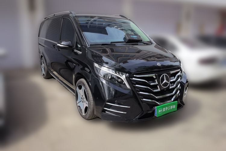 Used Mercedes-Benz V-Class 2022 V 260 Prestige Edition Front Right 45 Deg