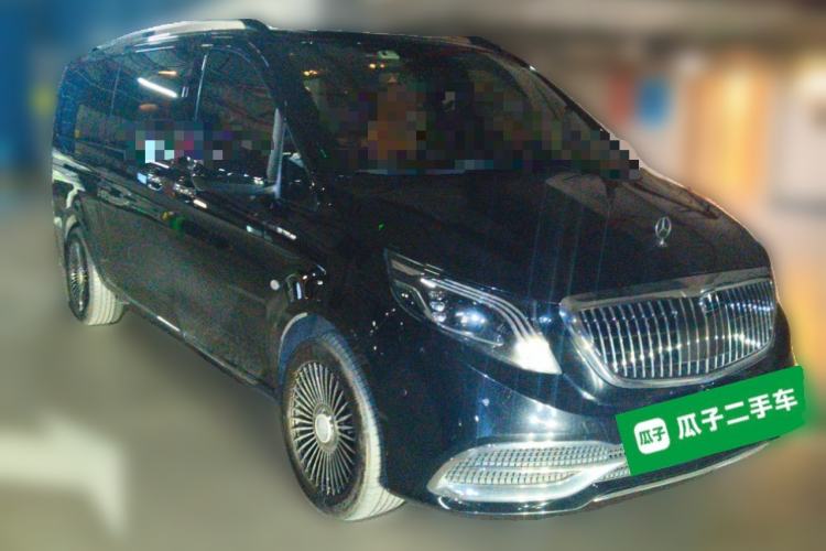 Used Mercedes-Benz V-Class  Front Right 45 Deg