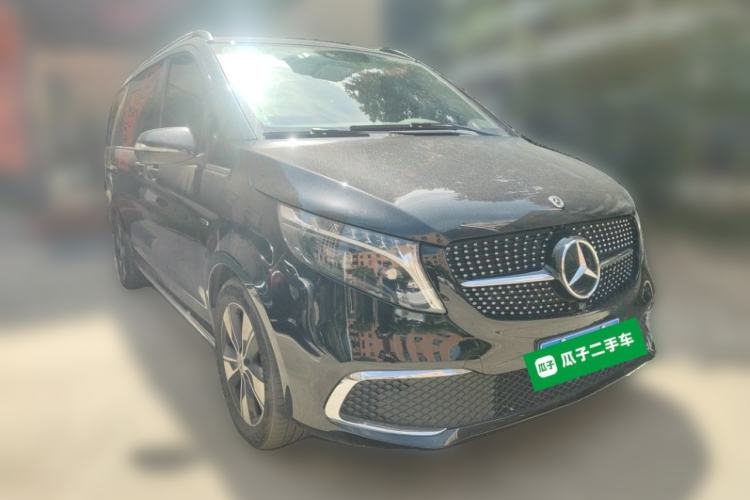 Used Mercedes-Benz V-Class 2022 V 260 Prestige Edition Front Right 45 Deg
