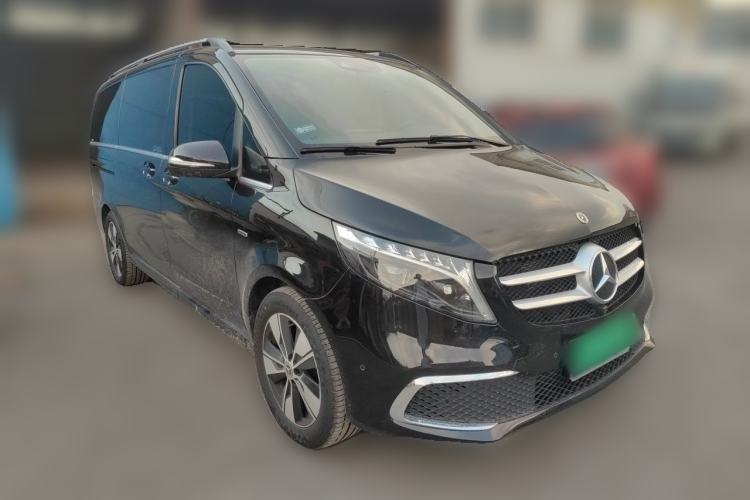 Used Mercedes-Benz V-Class 2022 V 260 Prestige Edition Front Right 45 Deg