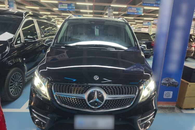 Used Mercedes-Benz V-Class 2022 V 260 L Long-wheelbase Luxury Edition Front