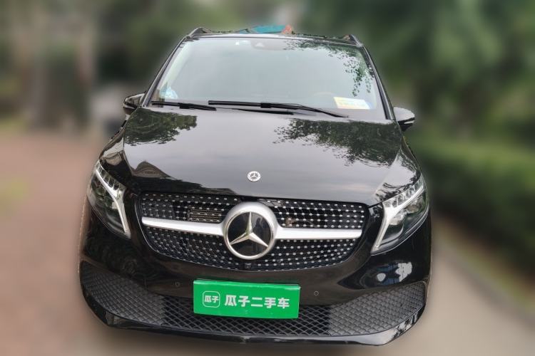 Used Mercedes-Benz V-Class 2022 V 260 Avantgarde Edition Front