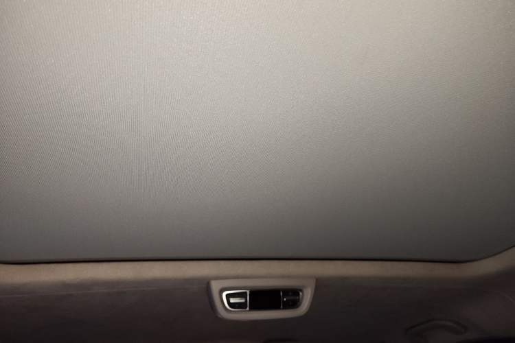 Used Mercedes-Benz V-Class 2022 V 260 L Long-wheelbase Luxury Edition Headliner