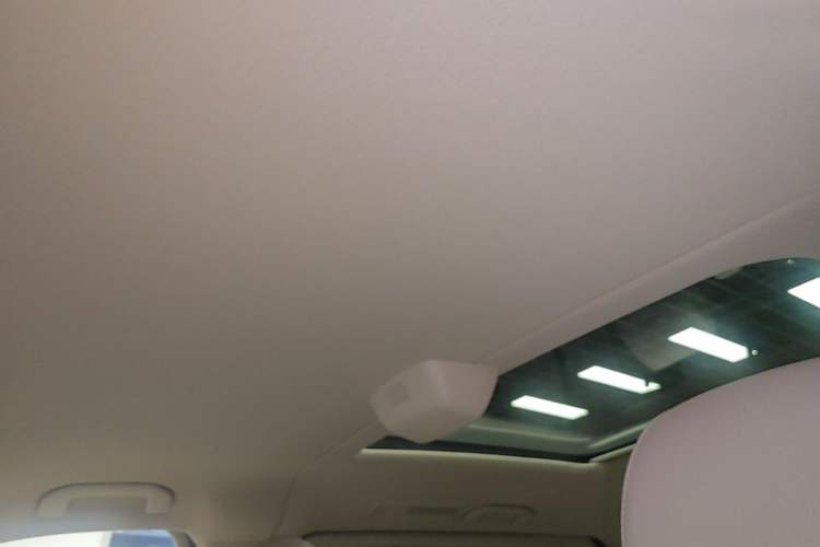 Used Mercedes-Benz V-Class 2022 V 260 L Long Wheelbase Prestige Edition Headliner