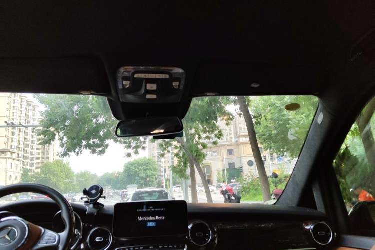 Used Mercedes-Benz V-Class  Headliner