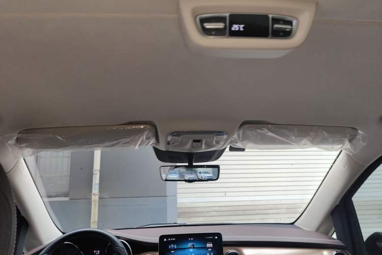 Used Mercedes-Benz V-Class 2022 V 260 L Long-wheelbase Luxury Edition Headliner