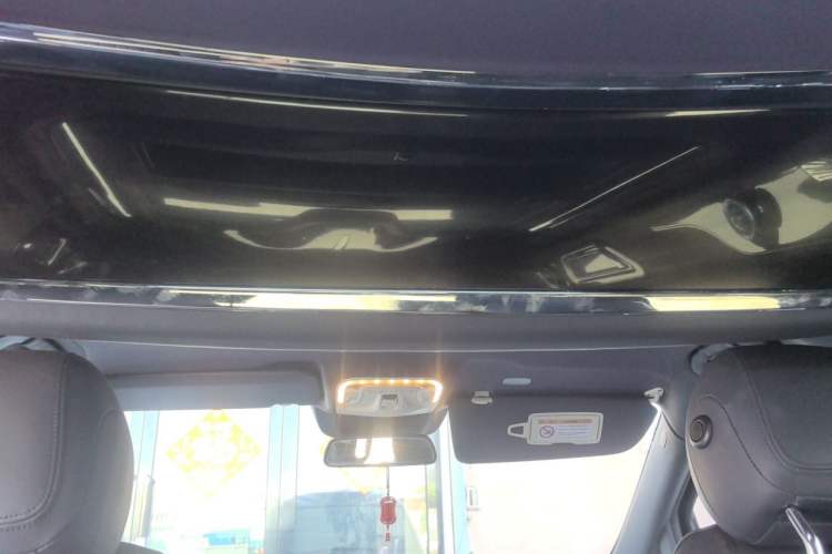 Used Mercedes-Benz V-Class 2022 V 260 L Long Wheelbase Prestige Edition Headliner