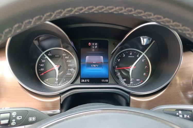 Used Mercedes-Benz V-Class 2022 V 260 Prestige Edition Instrument Cluster