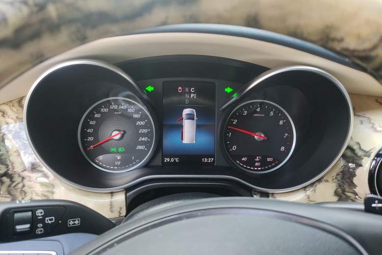 Used Mercedes-Benz V-Class 2022 V 260 L Long Wheelbase Prestige Edition Instrument Cluster