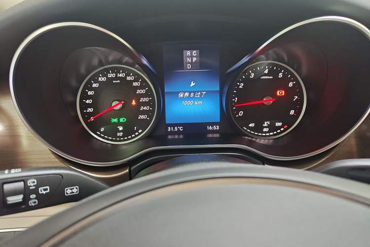 Used Mercedes-Benz V-Class 2022 V 260 Prestige Edition Instrument Cluster
