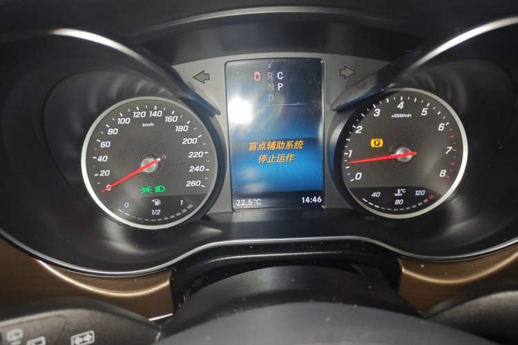 Used Mercedes-Benz V-Class 2022 V 260 Prestige Edition Instrument Cluster