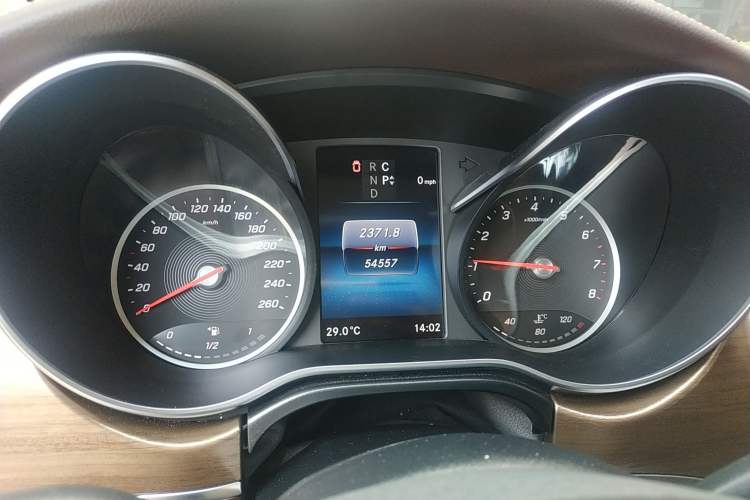 Used Mercedes-Benz V-Class 2022 V 260 L Long-wheelbase Luxury Edition Instrument Cluster