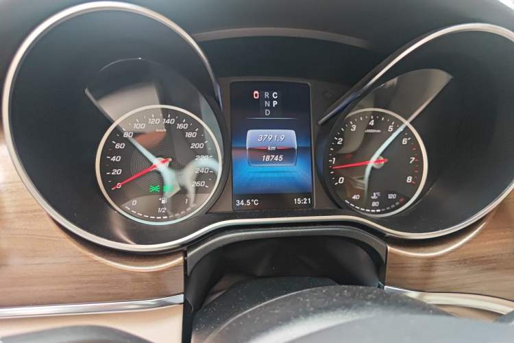 Used Mercedes-Benz V-Class 2022 V 260 L Long Wheelbase Prestige Edition Instrument Cluster