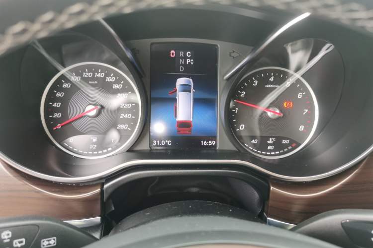 Used Mercedes-Benz V-Class 2022 V 260 Avantgarde Edition Instrument Cluster