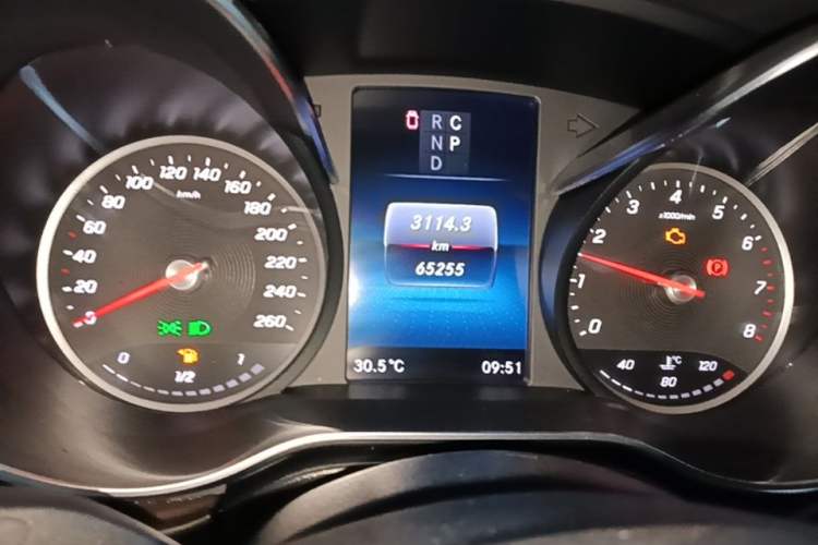 Used Mercedes-Benz V-Class 2022 V 260 L Long-wheelbase Luxury Edition Instrument Cluster