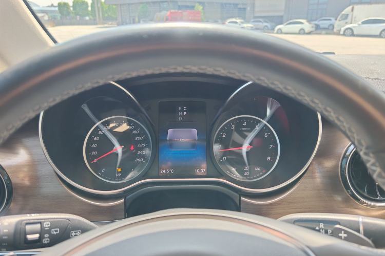 Used Mercedes-Benz V-Class 2022 V 260 L Long Wheelbase Prestige Edition Instrument Cluster