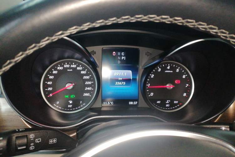 Used Mercedes-Benz V-Class 2022 V 260 L Long-wheelbase Luxury Edition Instrument Cluster