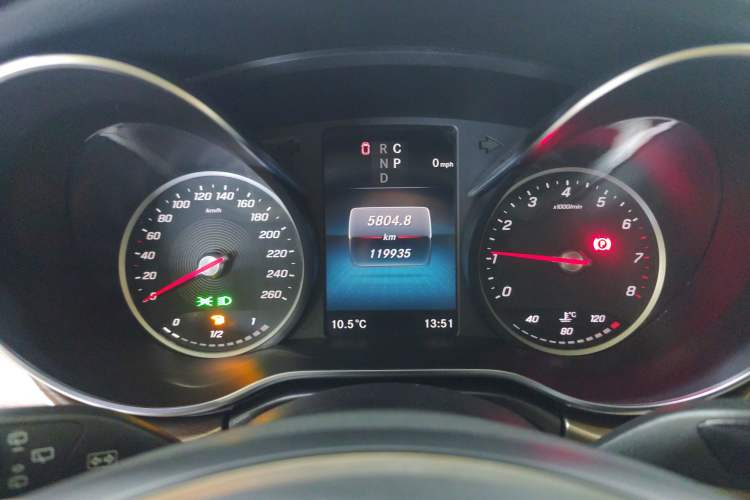 Used Mercedes-Benz V-Class 2022 V 260 L Long-wheelbase Luxury Edition Instrument Cluster