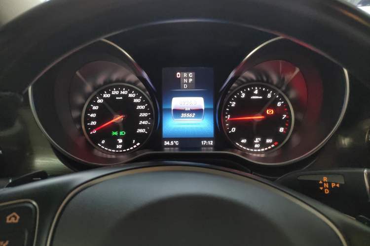 Used Mercedes-Benz V-Class 2022 V 260 Avantgarde Edition Instrument Cluster