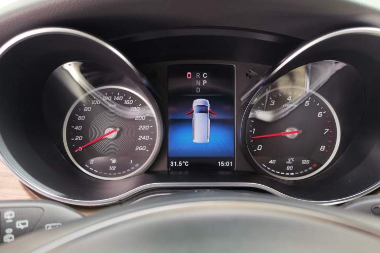Used Mercedes-Benz V-Class 2022 V 260 Prestige Edition Instrument Cluster