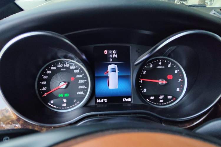 Used Mercedes-Benz V-Class  Instrument Cluster