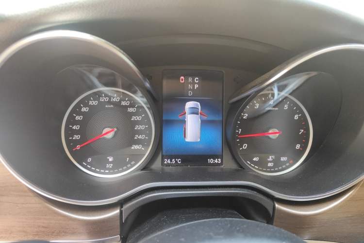 Used Mercedes-Benz V-Class 2022 V 260 Prestige Edition Instrument Cluster