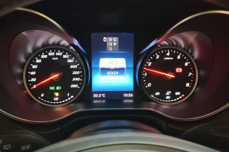 Used Mercedes-Benz V-Class 2022 V 260 Avantgarde Edition Instrument Cluster