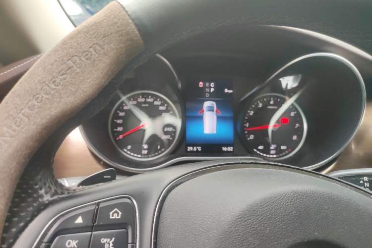 Used Mercedes-Benz V-Class 2022 V 260 L Long-wheelbase Luxury Edition Instrument Cluster