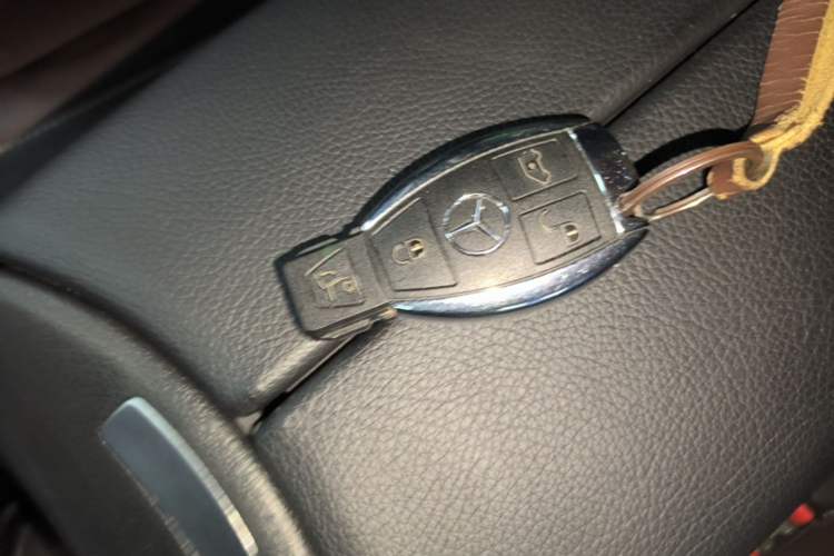 Used Mercedes-Benz V-Class 2022 V 260 Prestige Edition Interior 1
