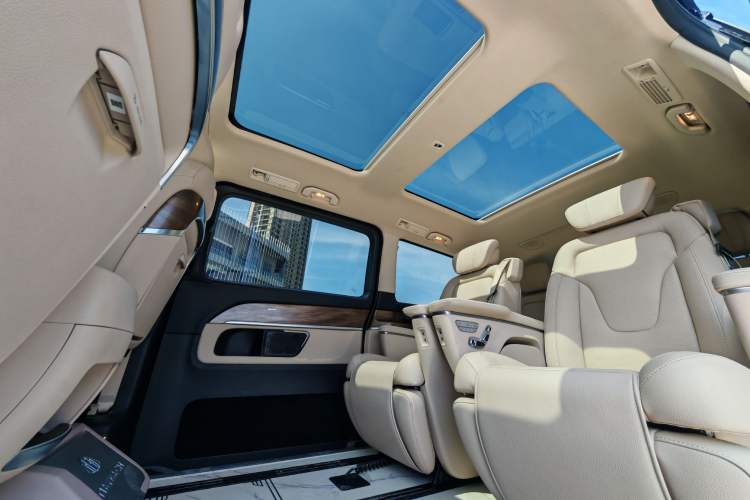 Used Mercedes-Benz V-Class 2022 V 260 L Long Wheelbase Prestige Edition Interior 12