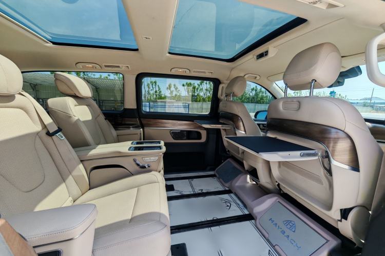 Used Mercedes-Benz V-Class 2022 V 260 L Long Wheelbase Prestige Edition Interior 13