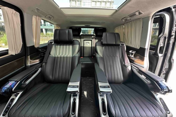 Used Mercedes-Benz V-Class 2022 V 260 L Long-wheelbase Luxury Edition Interior 6