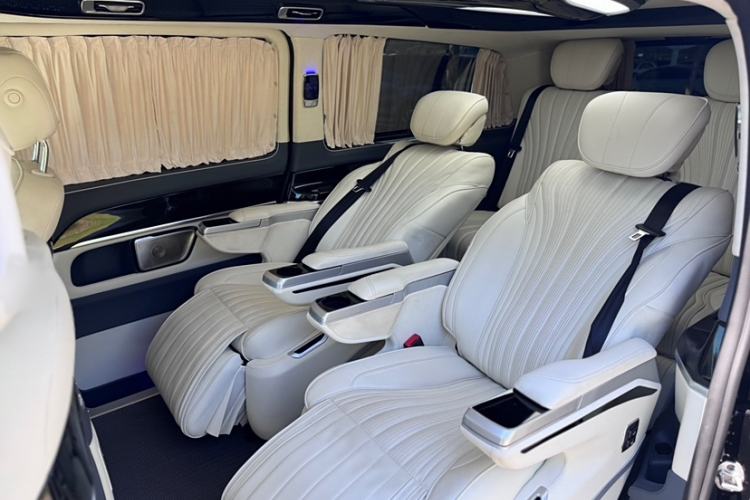 Used Mercedes-Benz V-Class 2022 V 260 L Long-wheelbase Luxury Edition Interior 8