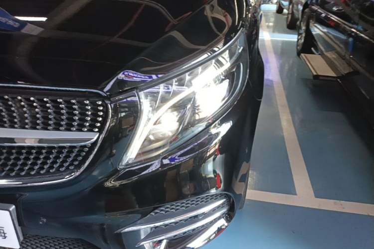Used Mercedes-Benz V-Class 2022 V 260 L Long-wheelbase Luxury Edition Left Front Headlight