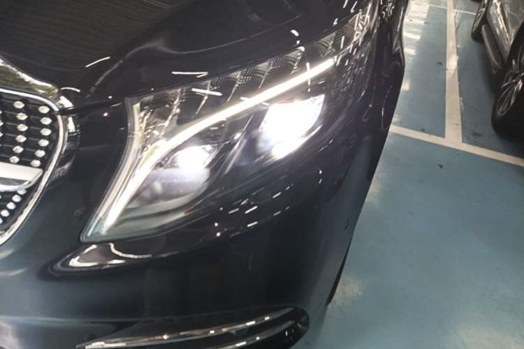 Used Mercedes-Benz V-Class 2022 V 260 L Long-wheelbase Luxury Edition Left Front Headlight