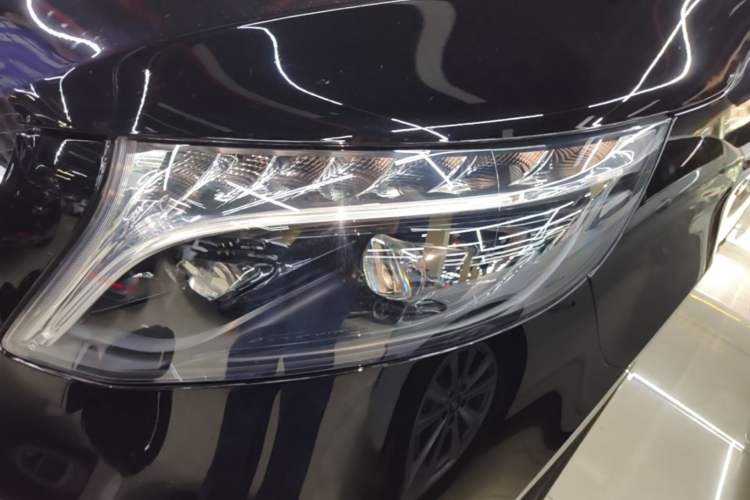 Used Mercedes-Benz V-Class 2022 V 260 L Long Wheelbase Prestige Edition Left Front Headlight