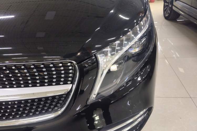 Used Mercedes-Benz V-Class 2022 V 260 L Long-wheelbase Luxury Edition Left Front Headlight