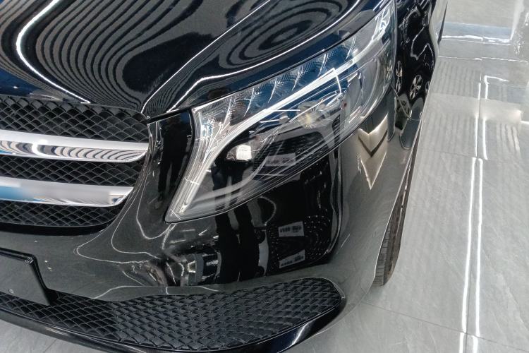 Used Mercedes-Benz V-Class 2022 V 260 Avantgarde Edition Left Front Headlight