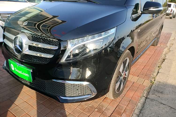 Used Mercedes-Benz V-Class 2022 V 260 L Long Wheelbase Prestige Edition Left Front Headlight
