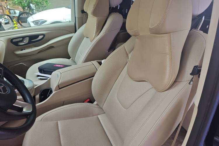 Used Mercedes-Benz V-Class 2022 V 260 Prestige Edition Left Front Seat