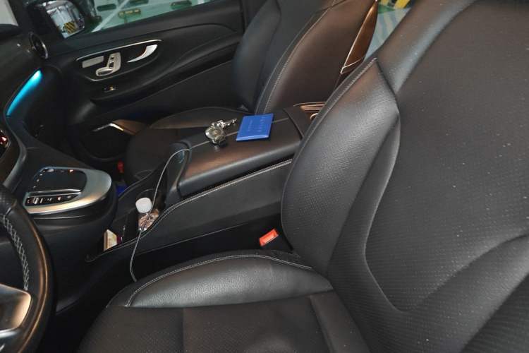 Used Mercedes-Benz V-Class 2022 V 260 Prestige Edition Left Front Seat