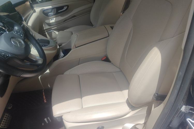 Used Mercedes-Benz V-Class 2022 V 260 L Long-wheelbase Luxury Edition Left Front Seat