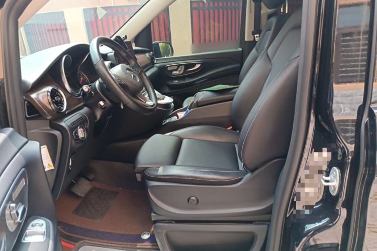 Used Mercedes-Benz V-Class 2022 V 260 Avantgarde Edition Left Front Seat
